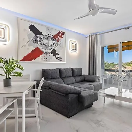 Cozy Flat With Terrace & Pool In Golden Mile * Marbella